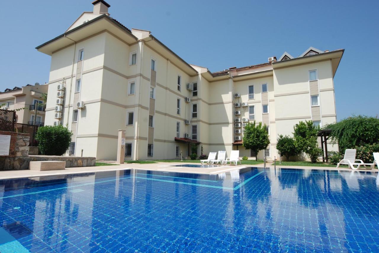 Saros Apartments Calis Beach 费特希耶 外观 照片