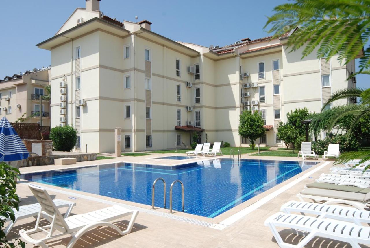Saros Apartments Calis Beach 费特希耶 外观 照片