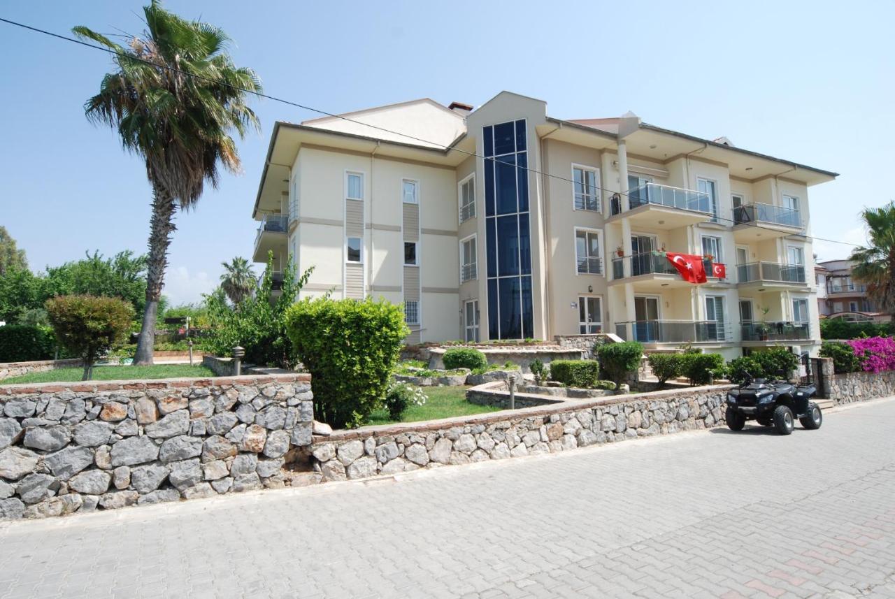 Saros Apartments Calis Beach 费特希耶 外观 照片