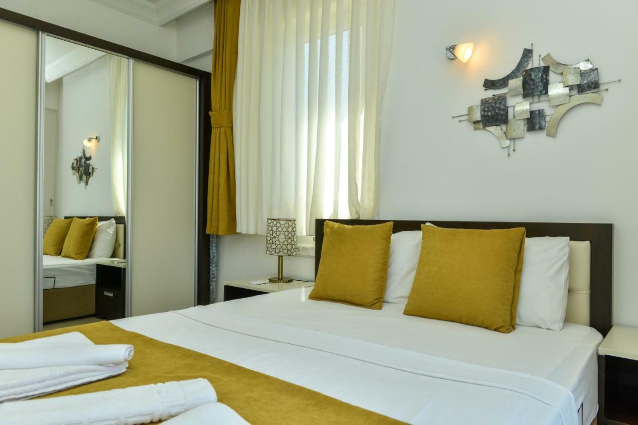 Saros Apartments Calis Beach 费特希耶 外观 照片