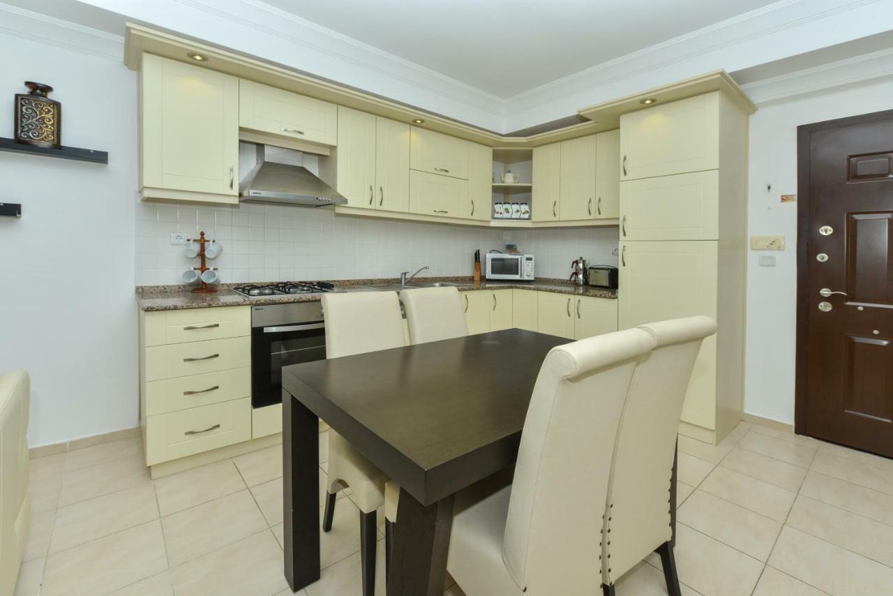 Saros Apartments Calis Beach 费特希耶 外观 照片