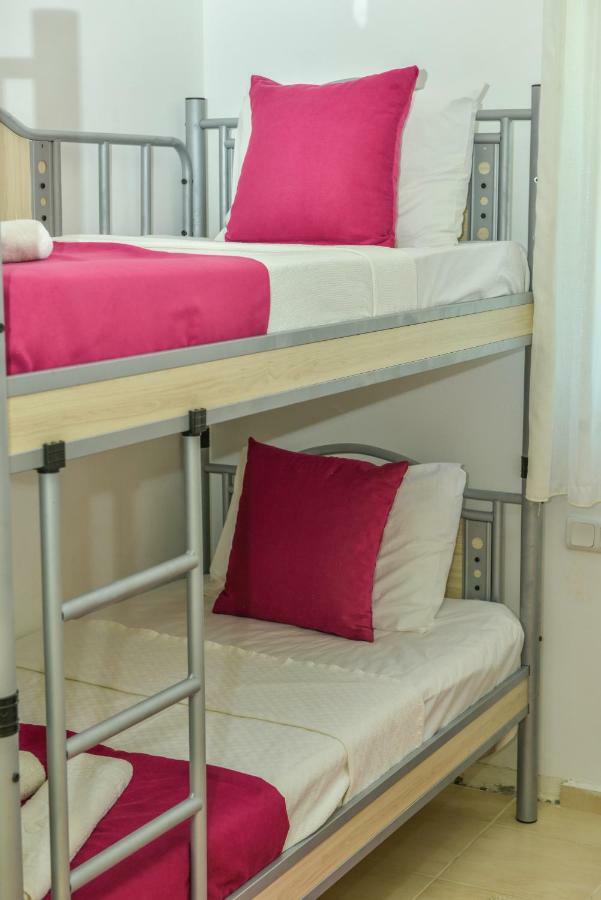 Saros Apartments Calis Beach 费特希耶 外观 照片